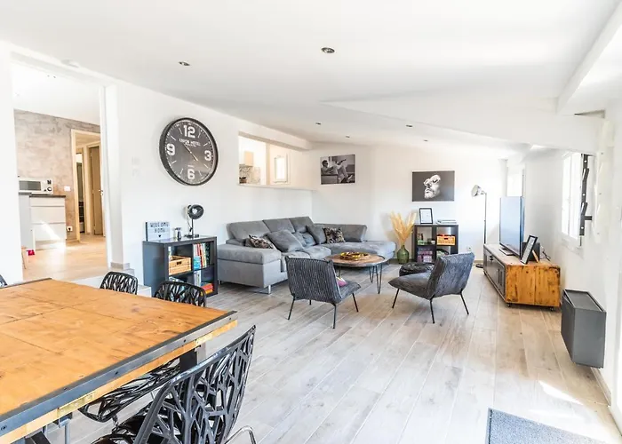 Superbe Appartement Avec Terrasse Sur Les Toits